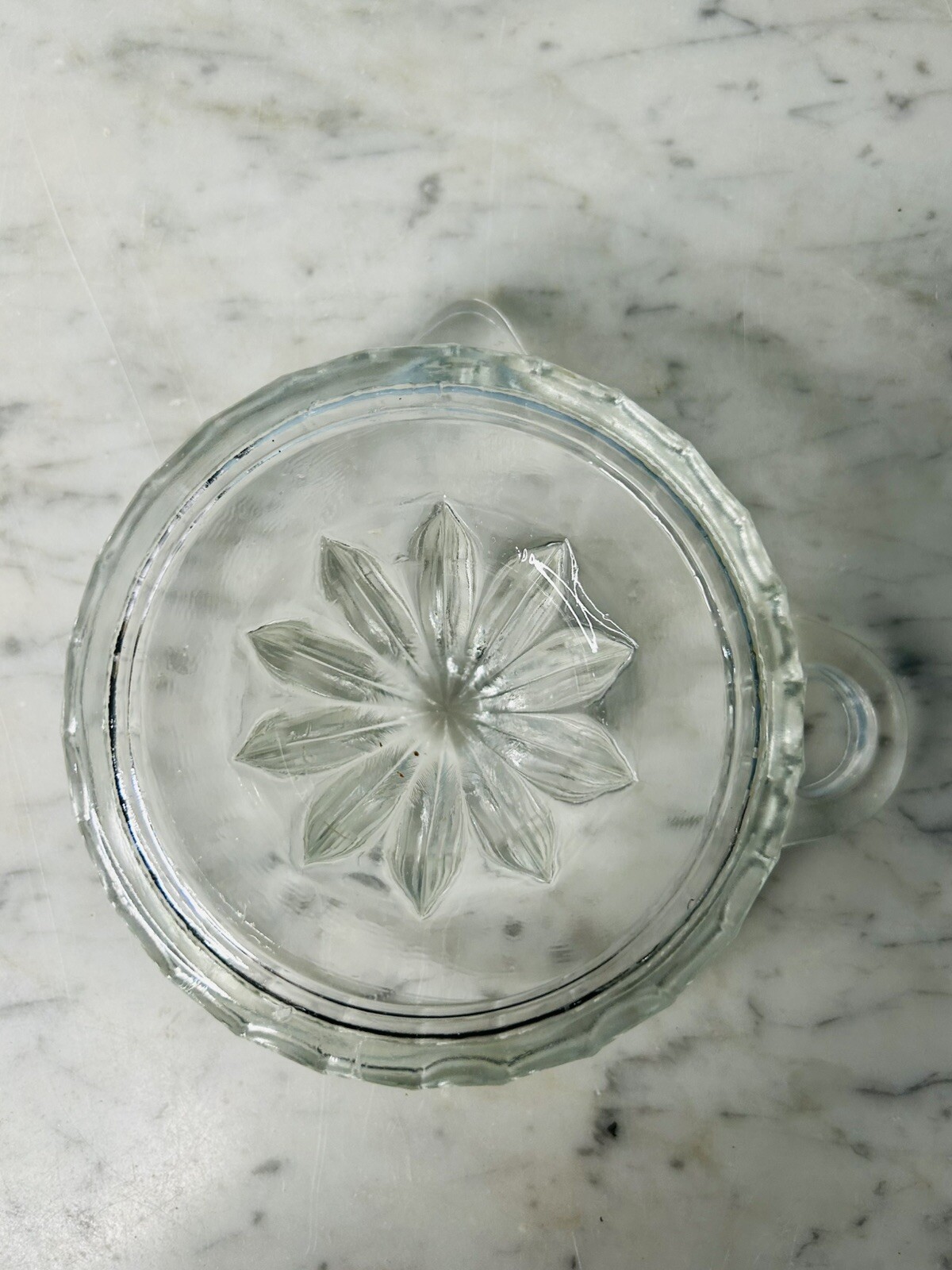 Vintage Indiana Clear Glass Citrus Juicer Reamer Side Spout Loop Tab Handle Deep