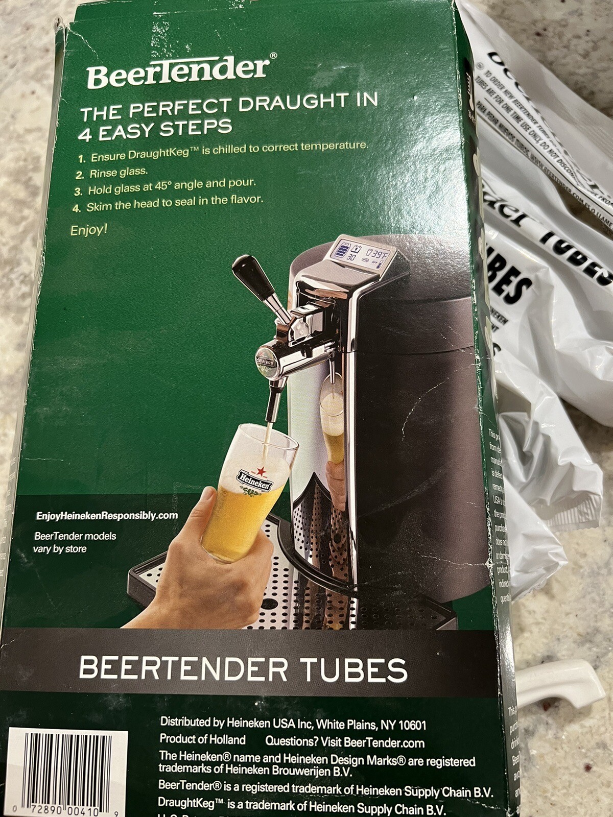 Krups Beertender Countertop Mini Beer Keg 5 Liter Draft System VB50