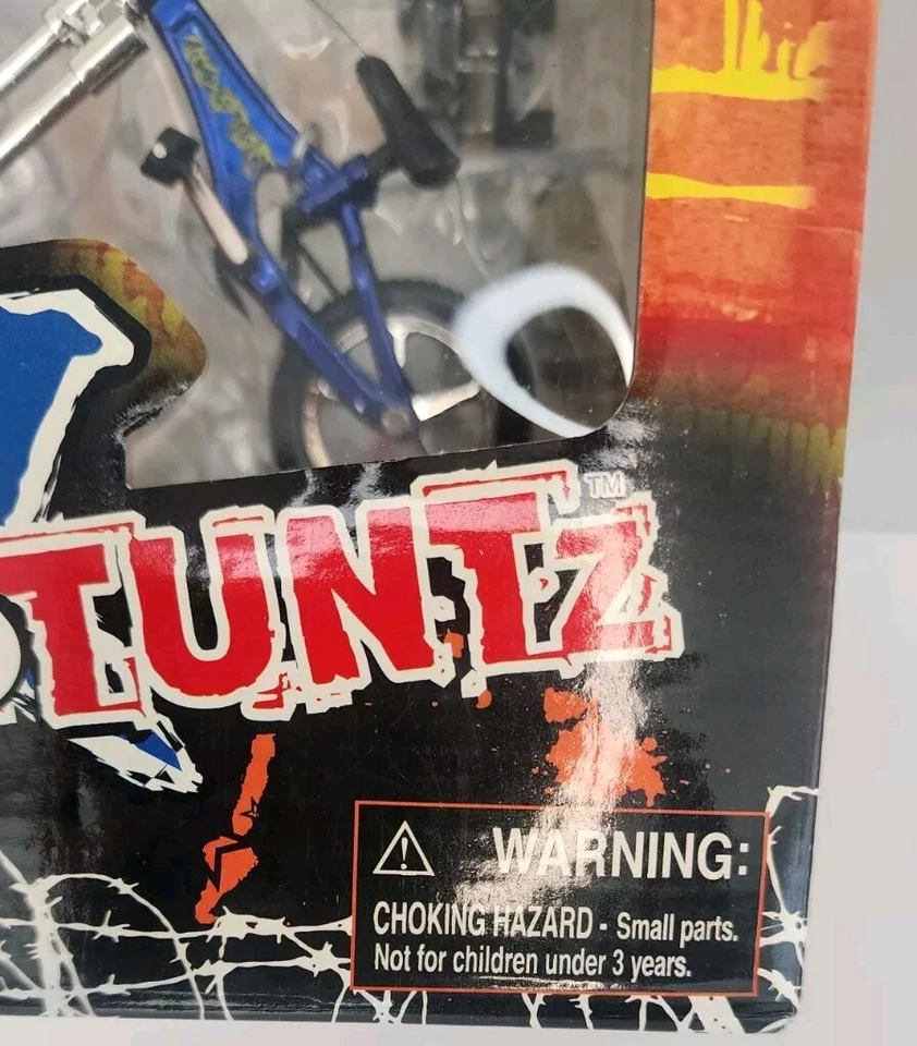 X STUNTZ Juego de Dirt Bike Die Cast Finger Bike Board UNI Fortune De Colección NUEVO (Leer) Foto 2 de 4