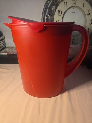 New Tupperware Beautiful Jumbo Expression Pitcher 1 Gallon 3.7L Light Red Color