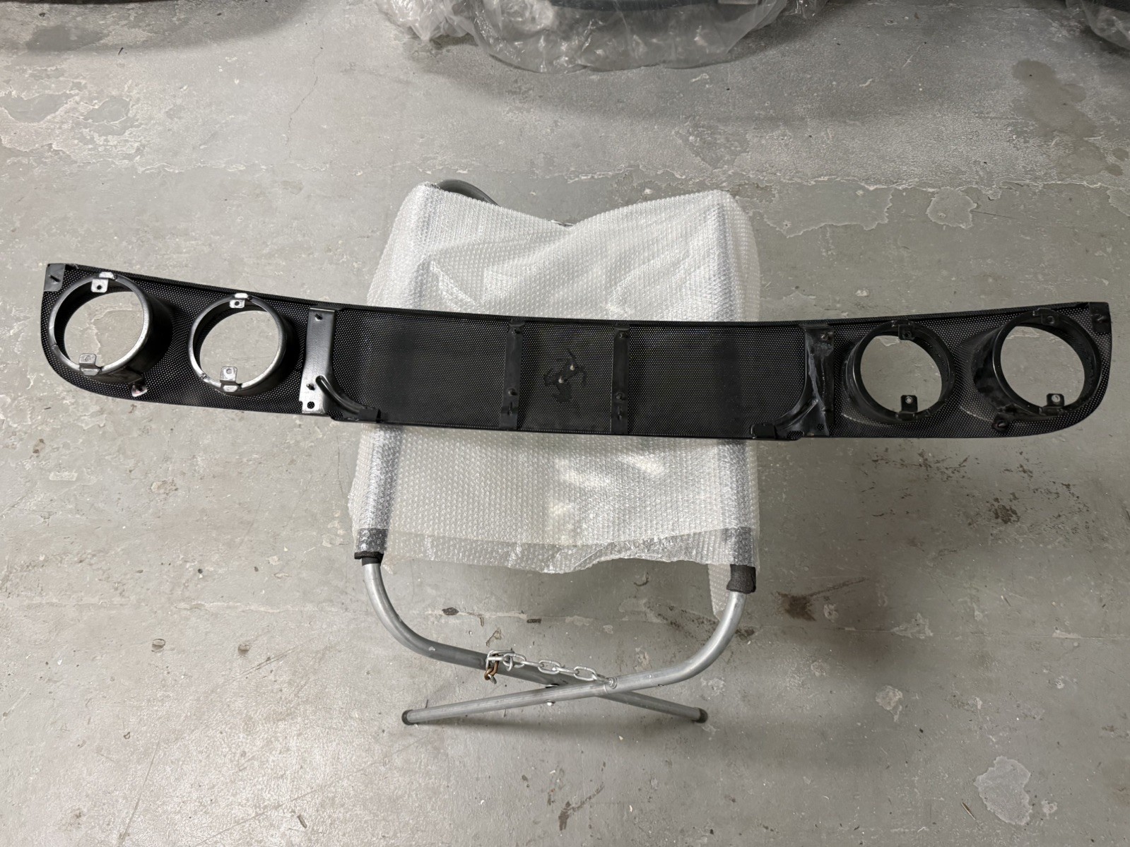 Ferrari 360 Challenge Grill Coupe / Spider Part Number 65919700 OEM