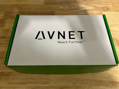 New Avnet MicroZed 7020 SOM AES-Z7MB-7Z020-SOM-G + AES-MBCC-IO-G Carrier Kit