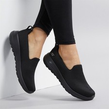 SKECHERS Womens Go Walk Joy Jaylene Trainers Black/​Black