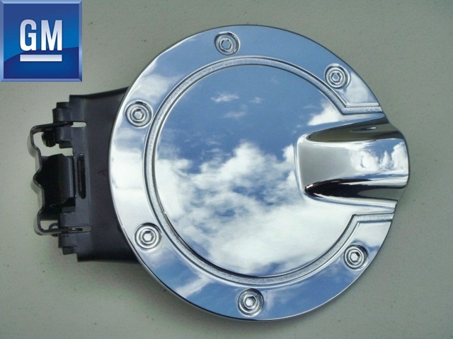 CHEVY COLORADO GMC CANYON 2004 12 CREW CAB FUEL GAS TANK DOOR CHROME 