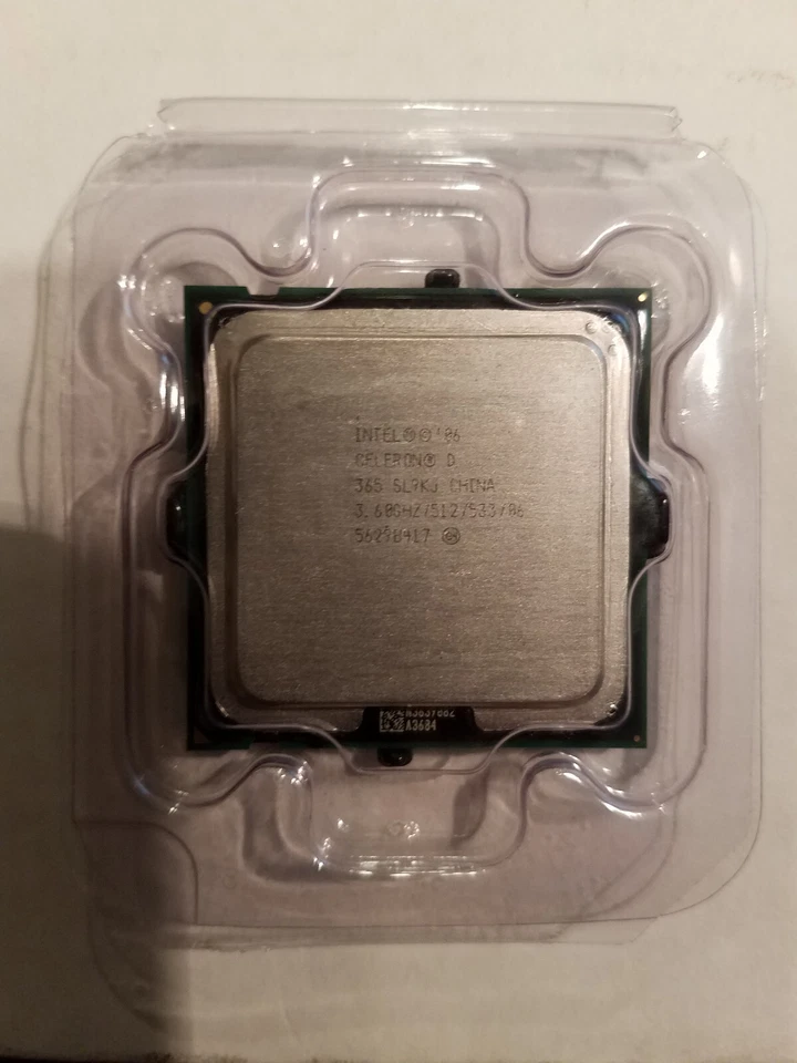 Intel Celeron D 365 512 KB L2 Cache FSB 533 MHz 3.6 GHz Socket 775 CPU SL9KJ - Image 3 of 4