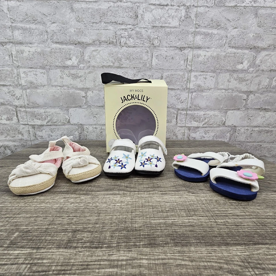 Lote de 3 zapatos infantil niña talla 0-6 meses Foto 2 de 4