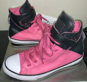 hot pink and black converse