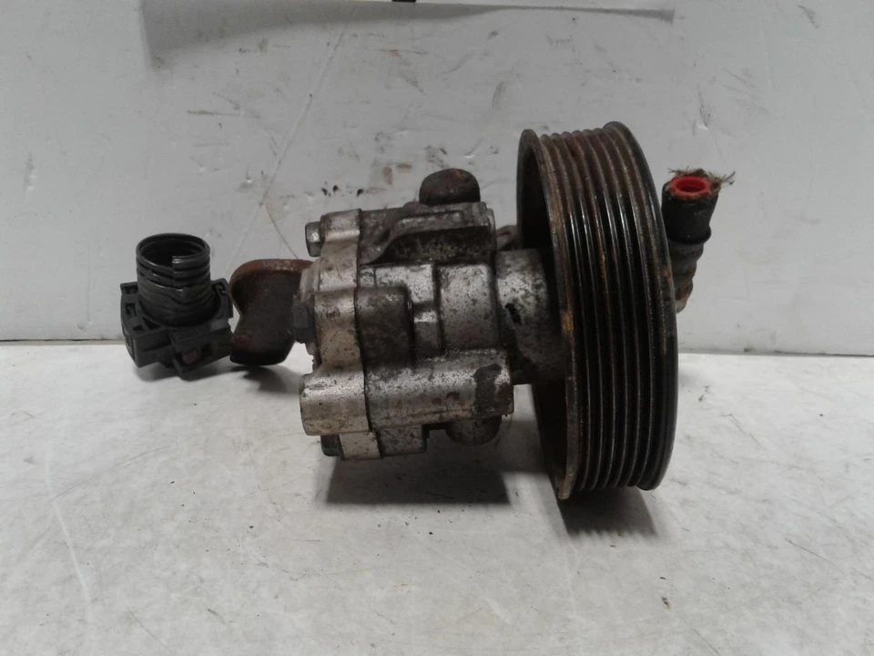 Used Power Steering Pump fits: 2011 Nissan Frontier 6 cylinder Grade A Foto 3 de 4