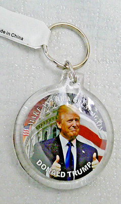PRESIDENT TRUMP MAKE AMERICA GREAT AGAIN ROUND KEY CHAIN HOLDER THUMBS UP