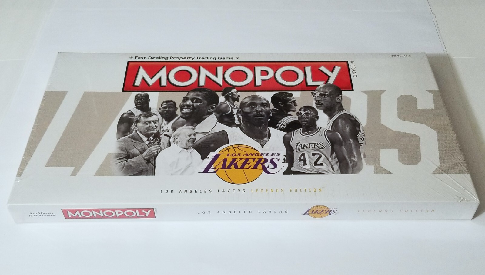 MONOPOLY SEALED LOS ANGELES LAKERS LEGENDS BOARD GAME NBA BASKETBALL KOBE BRYANT