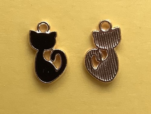 WINZIGE EMAILLE SCHWARZ KATZE CHARMS - MINIATUREN, SCHMUCK, HANDWERK -- 14 mm -- 5 Stck. - Bild 2 von 3