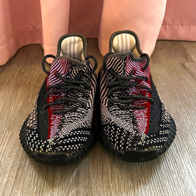 adidas Yeezy Boost 350 V2 Primeknit Boost Low Top Lace-Up Multicolor