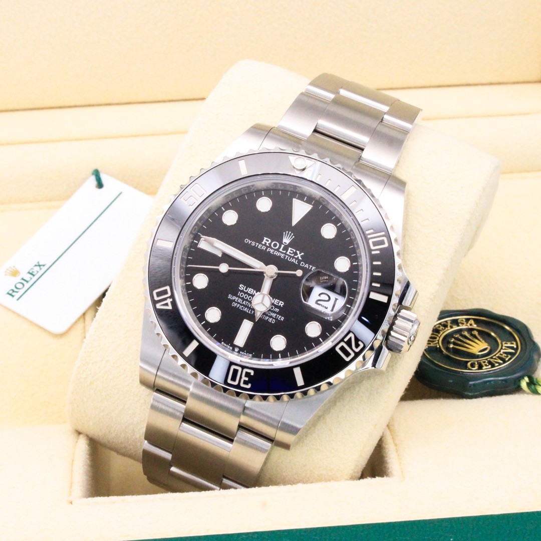 Rolex Submariner Date 126610LN Black Dial Oyster Bracelet 2023 image 4