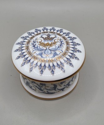 2002 Golden Jubilee Buckingham Palace Royal Collection Bone China Trinket Box