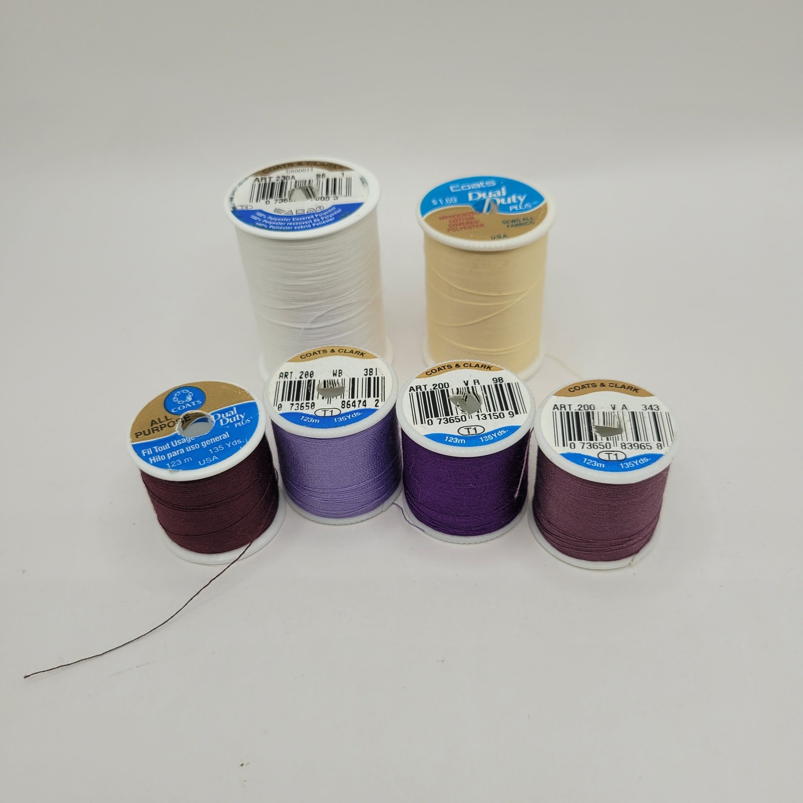 Coats & Clark Mixed lot - Polyester Thread Spools - White - Purple - 6 spools