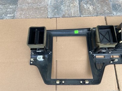 05-11 Lincoln Town Car Dash Speedometer Instrument Cluster Bezel