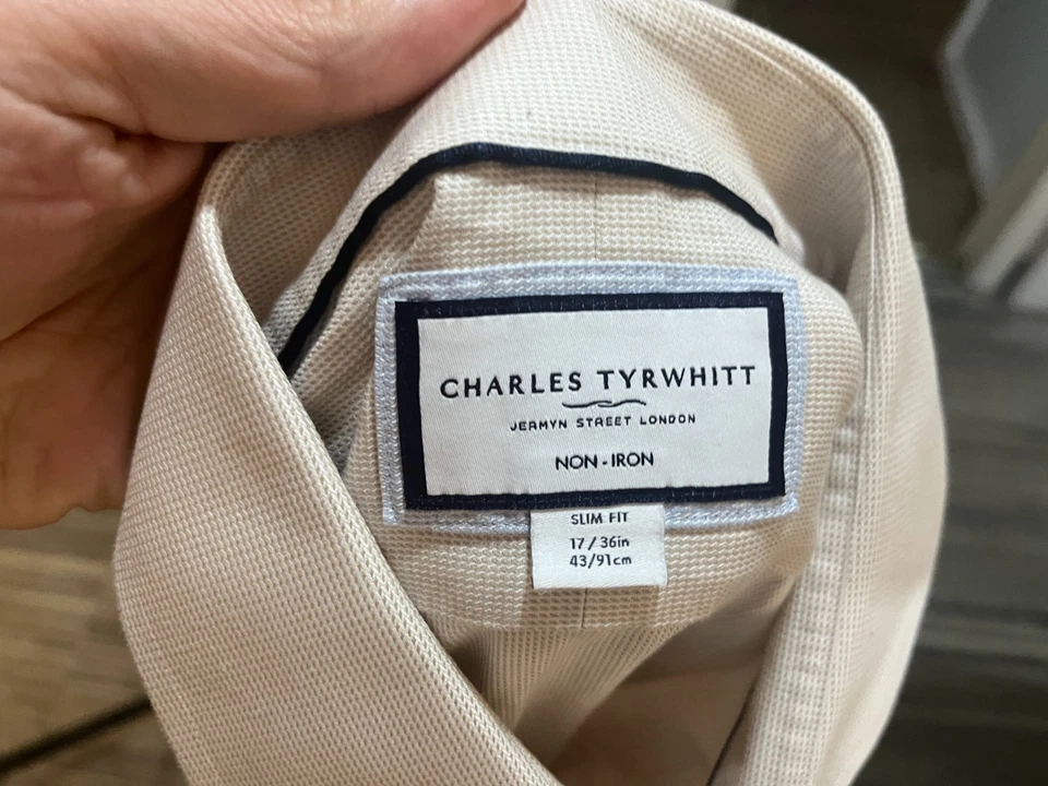 Charles Tyrwhitt Men's white & khaki check Slim Fit Non Iron dress shirt 17 36 - Image 4 of 4