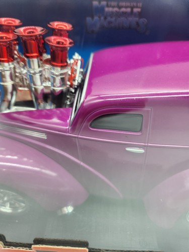 MUSCLE MACHINES 48 ANGLIA 1/18 1948 Purple It’s A Gas Vintage - Picture 6 of 13