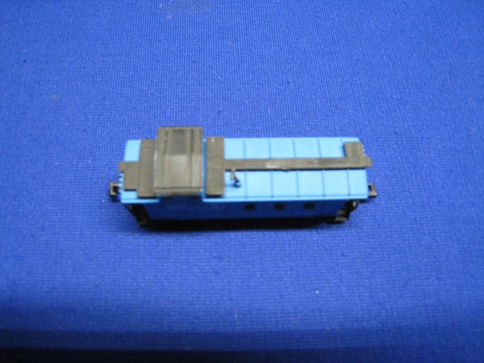 N Scale Bachmann Great Northern Caboose - Freight Train - Image 3 of 4