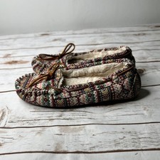 Minnetonka Moccasin Slippers Multicolor Geometric Woven Faux Fur Lined 7M