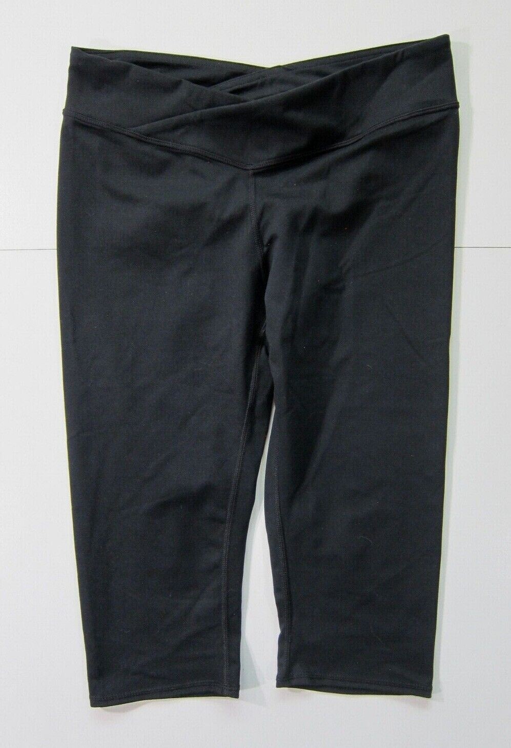 Fabletics Black Stretch Compression Cropped Yoga … - image 1