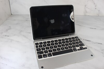 Space Gray Apple 7.9'' iPad mini 2 Tablet A1489 W/ bluetooth keyboard