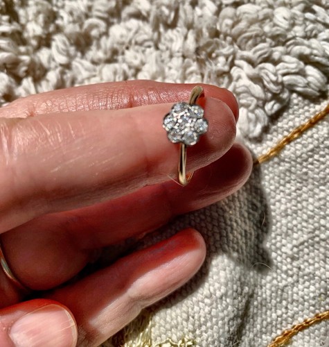 Art Deco Diamond Cluster Daisy Ring - Picture 6 of 9