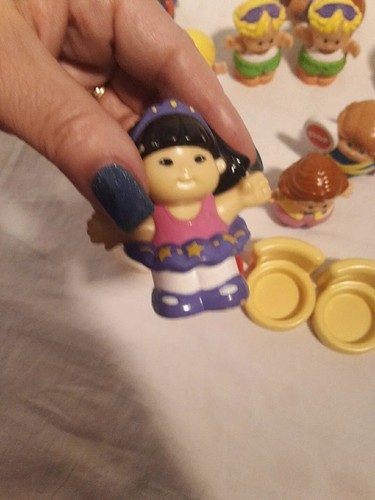Vintage 90's Playschool Little People & Accessories 22 Pieces - Picture 8 of 14