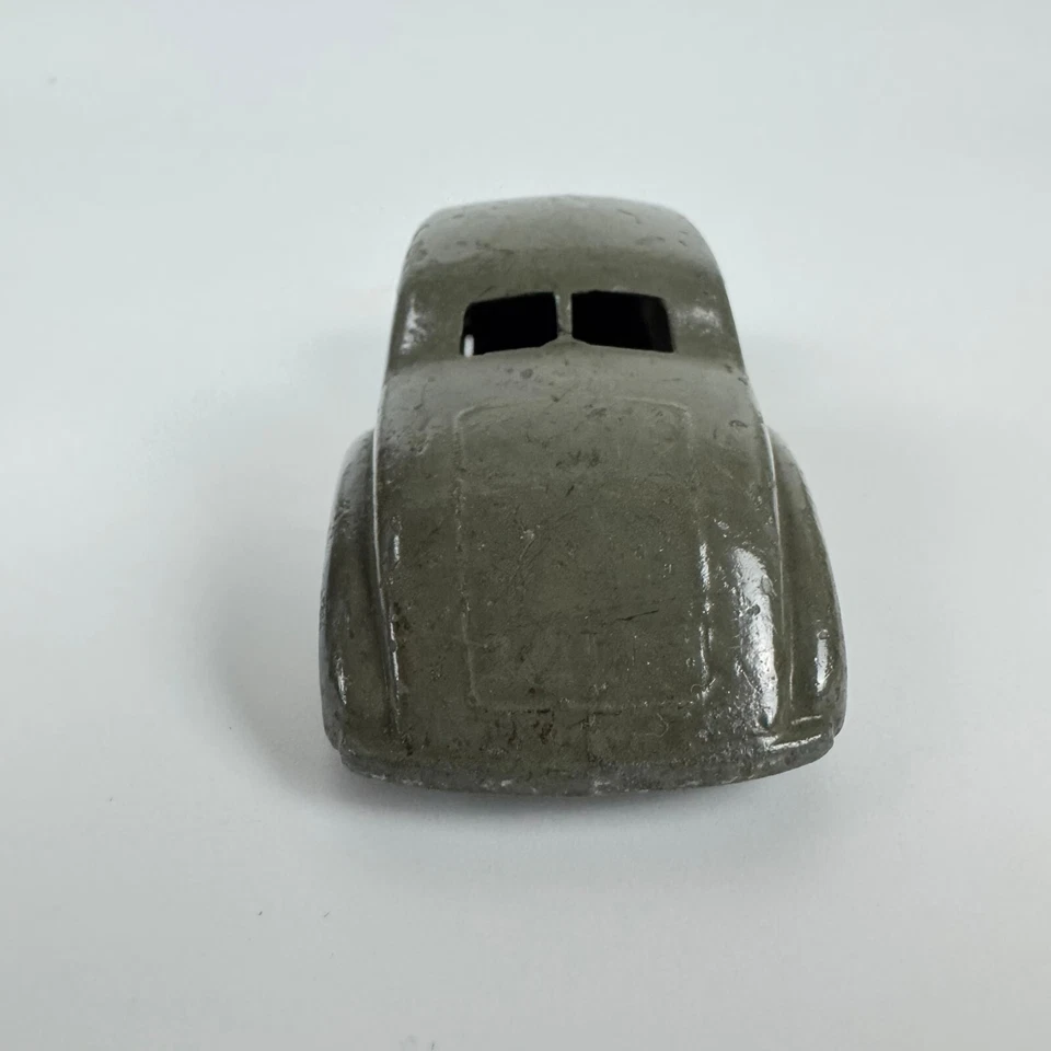 Dinky 39F Studebaker State Commander Dark Grey - good unboxed — 第 4/4 张图片