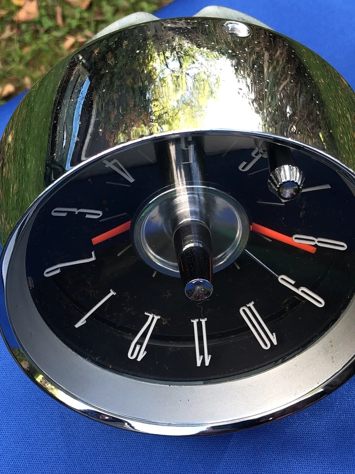 1961-1963 Ford Thunderbird Clock in Dash Accessory - Image 4 of 4