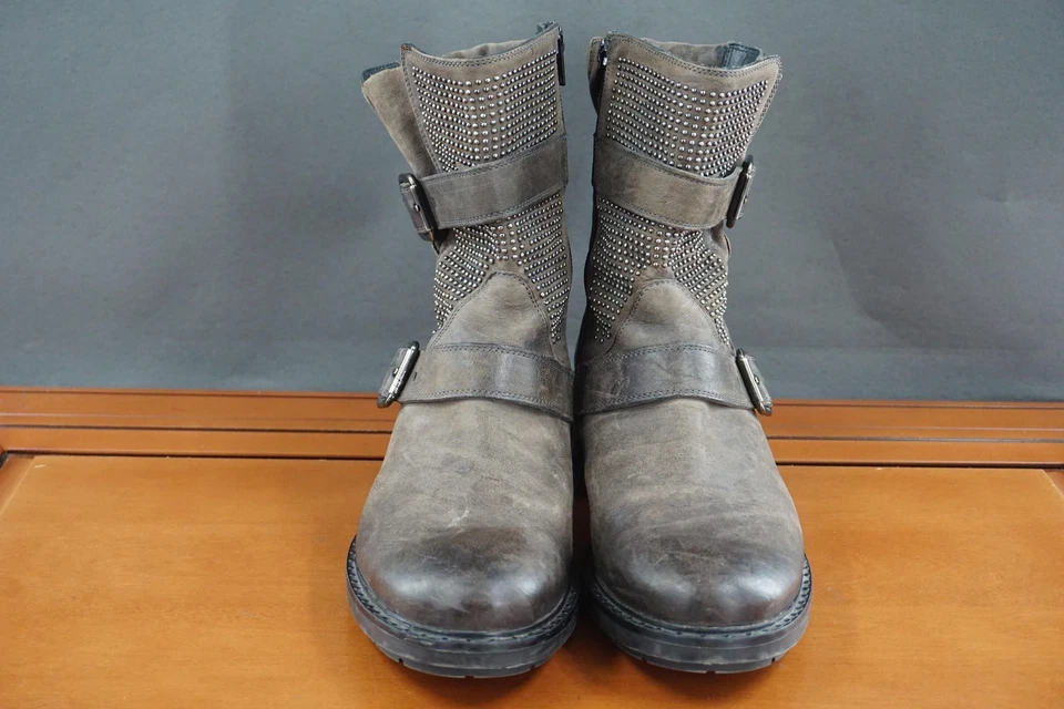 Paul Green Boots Womens Size 10 Gray Leather Studded Moto Buckle Side Zip - Image 2 of 4