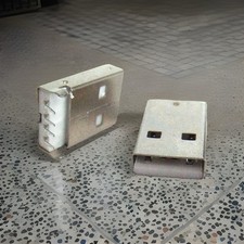 2x USB Type-A 4Pin 90  DIP Male Panel Mount Connector