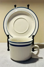 Elegance II Collection Mariner Cups & Saucer 4 Pc Set. Stoneware Japan
