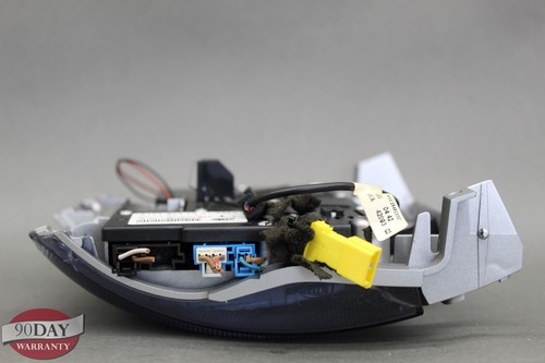 05-11 MERCEDES SLK CLASS R171 FRONT OVERHEAD CONSOLE DOME LIGHT LAMP ASSEMBLY - Picture 9 of 17