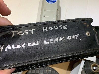 Yokogawa Electric MARS Halogen Leak Detector 25305 w/case and 