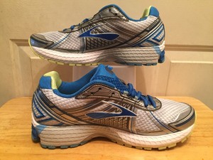 brooks ghost 8 womens price