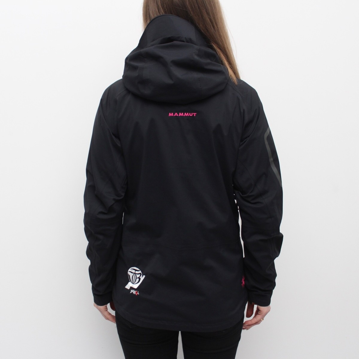 Women's MAMMUT Gore-Tex Performance Shell Jacket Full Zip Women's MAMMUT Gore-Tex Performance Shell Jacket Full Zip