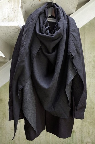 INDIVIDUAL SENTIMENTS layered wool scarf/shawl, FW14, carpe diem devoa - Picture 5 of 9