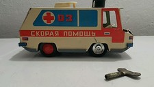 VINTAGE TOY AMBULANCE WIND UP KIEV USSR RUSSIAN CCCP ORIGINAL KEY SOVIET ERA