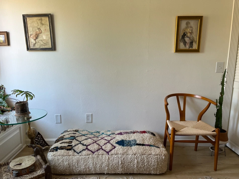 VTG Gorgeous ONE OF A KIND Moroccan Rug Pouf Ottoman - Image 4 of 4