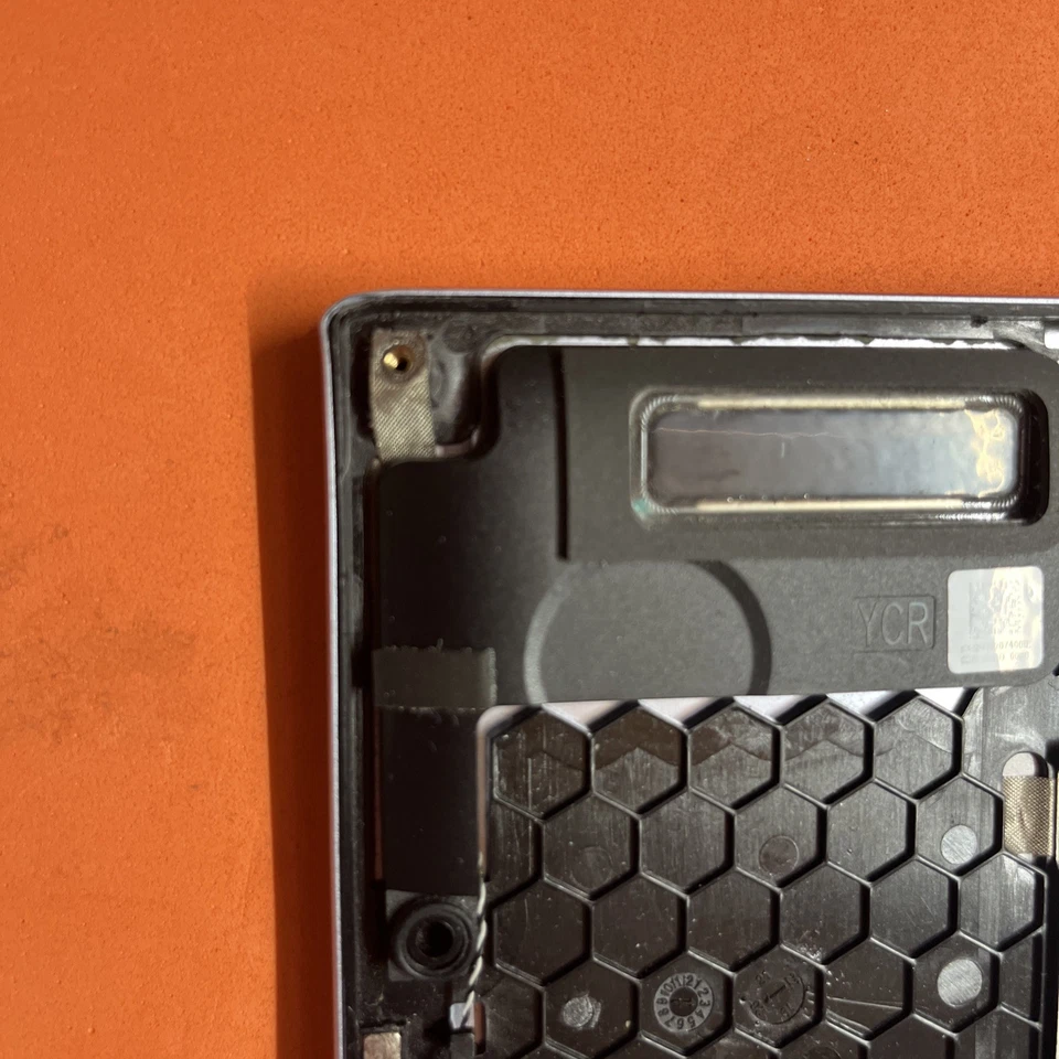 Asus Notebook I7 UX431F Zenbook Non Funzionante+Schermo Crepato - Imagen 4 de 4