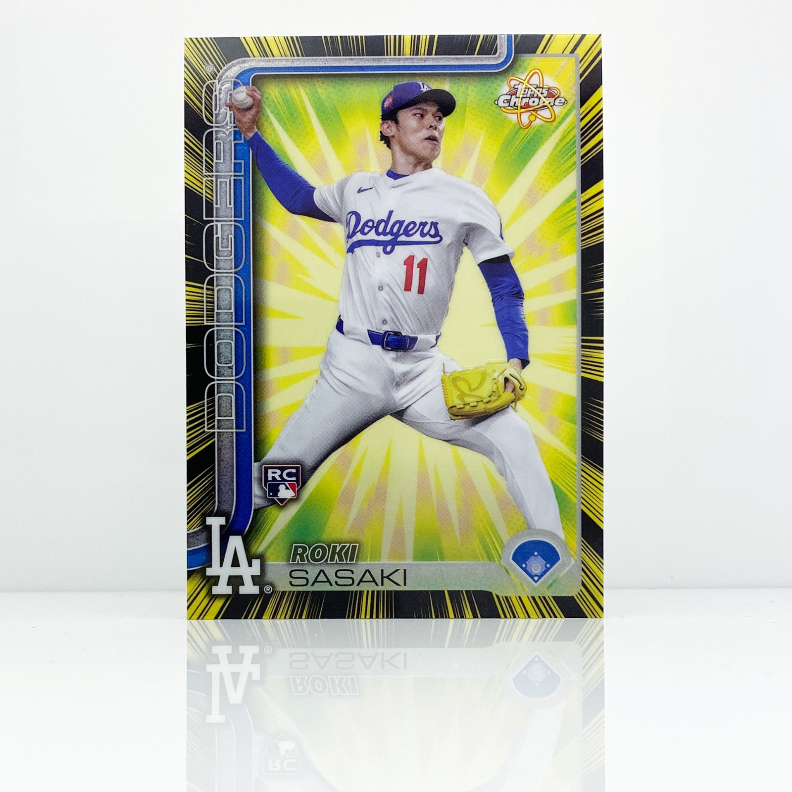 ROKI SASAKI - 2025 Topps Chrome - Radiating Rookies SP Rookie RC - Dodgers