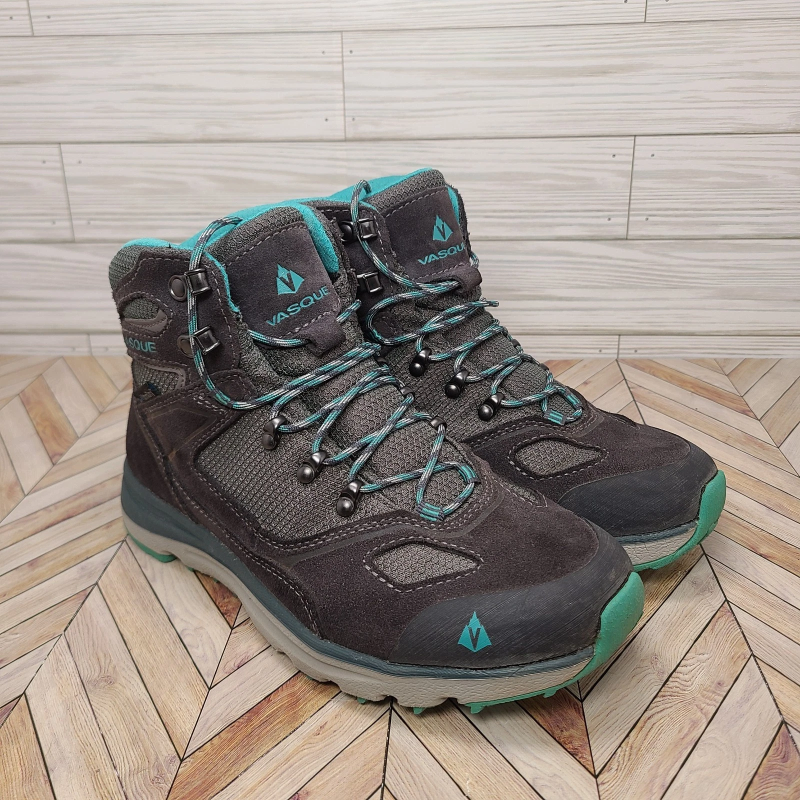 Vasque Boots Womens 7 Gray Mesa Trek Mid Ultradry Waterproof Outdoor Hiking