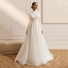 Elegant Muslim Wedding Dresses High Neck Long Sleeves Lace Applique Bridal Gowns