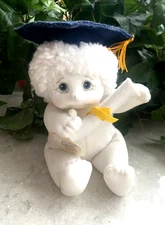 DREAMSICLES PLUSH ANGEL HUGS - CHERUBS  - GRADUATE