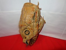 ADULT WILSON BASEBALL GLOVE - MITT RIGHT HAND DUAL HINDGE RON GUIDRY A2234  846