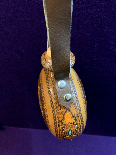 Búlgaro pintado a mano madera tornillo matraz superior con correa decoración Balcanes arte popular - Imagen 5 de 12