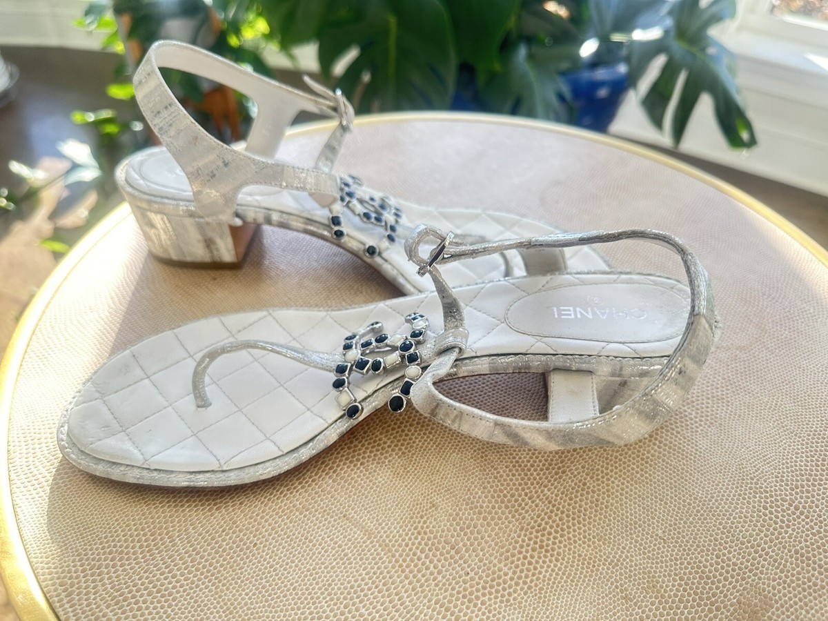 Chanel 20P White Silver CC Logo Mule Strap Thong Sandal Chanel 20P White Silver CC Logo Mule Strap Thong Sandal