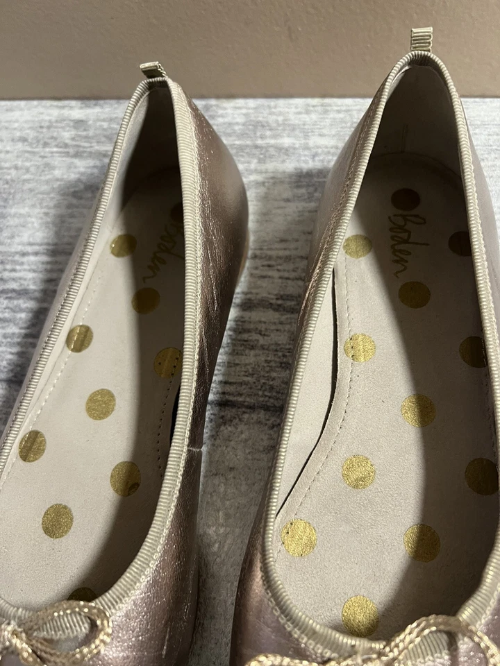 Planos de ballet Boden Kitty de cuero con suela flexible para mujer talla 37,5 - 7 dorados en EE. UU. Foto 4 de 4