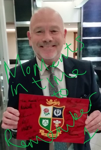 ieuan evans british lions running with pace for the team signed 12x8 photo - Bild 4 von 4